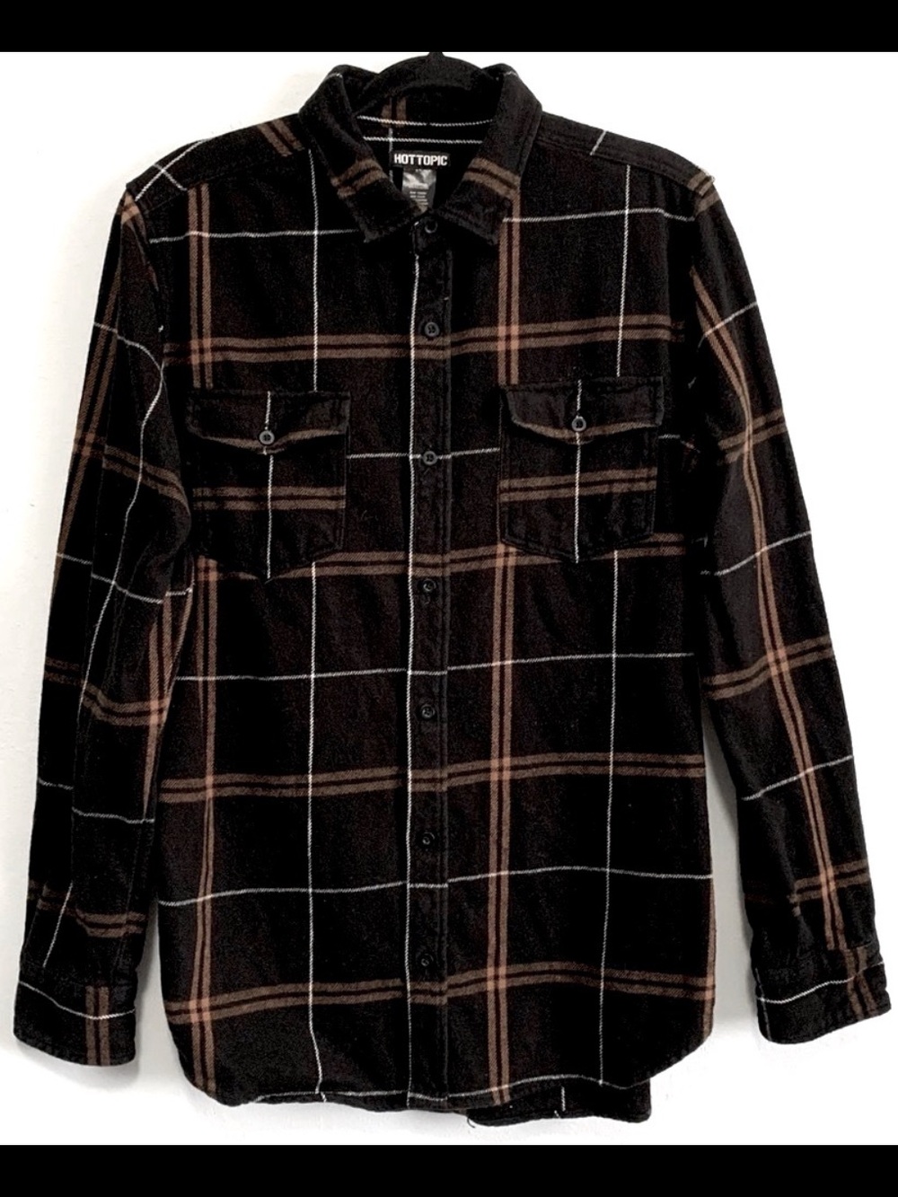 Hot Topic Plaid Flannel Buttoned Front Shirt